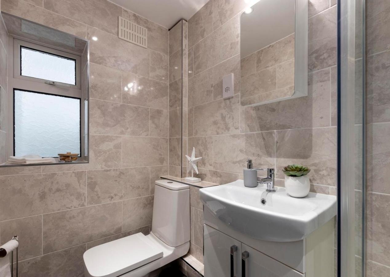 The White House Flat By Select Sa Apartman Reading Kültér fotó